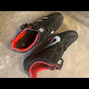 Size 41 peloton shoes-used